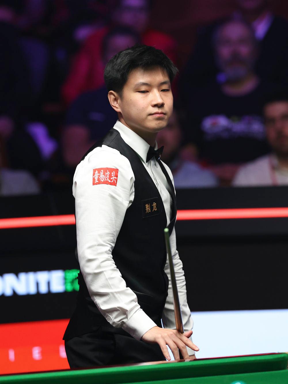 但他几乎没 但他几乎没