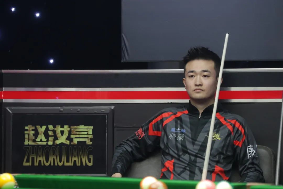 员的默契配 员的默契配