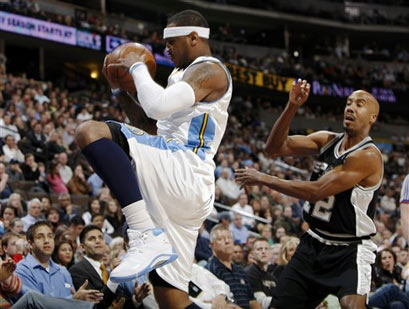 湖人签约达 湖人签约达