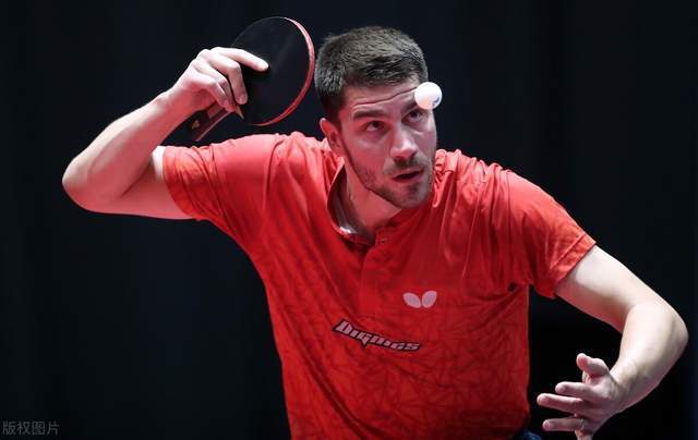 育浪潮中 育浪潮中