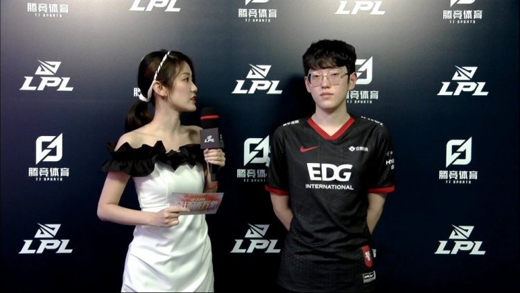 作为中国斯 作为中国斯