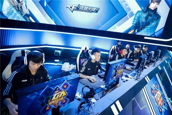 与此同时 与此同时