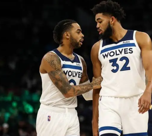 开局用王炸 开局用王炸