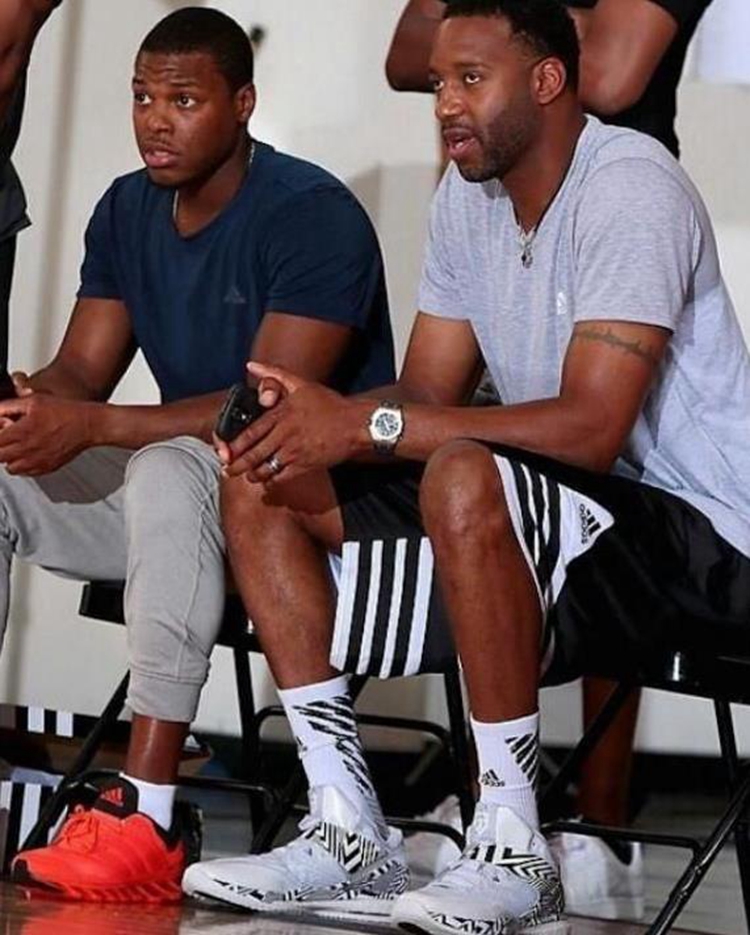 望米兰冲顶 望米兰冲顶